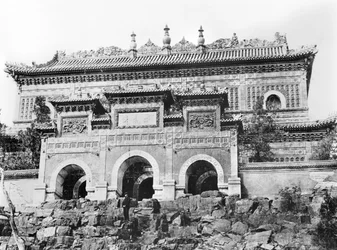 Eingang zur Verbotenen Stadt in Peking, China, ca. 1900